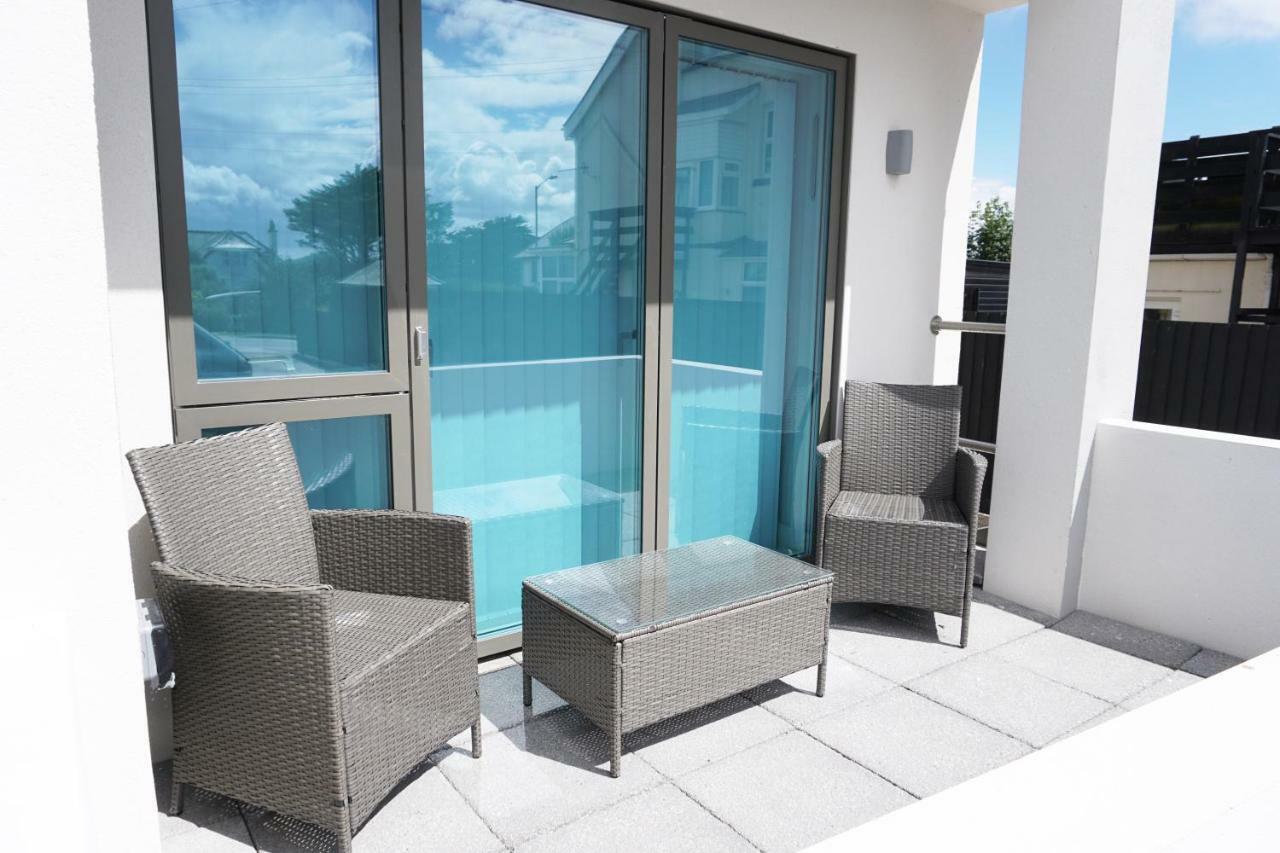Saltwater Suites At Fistral New Quay Buitenkant foto