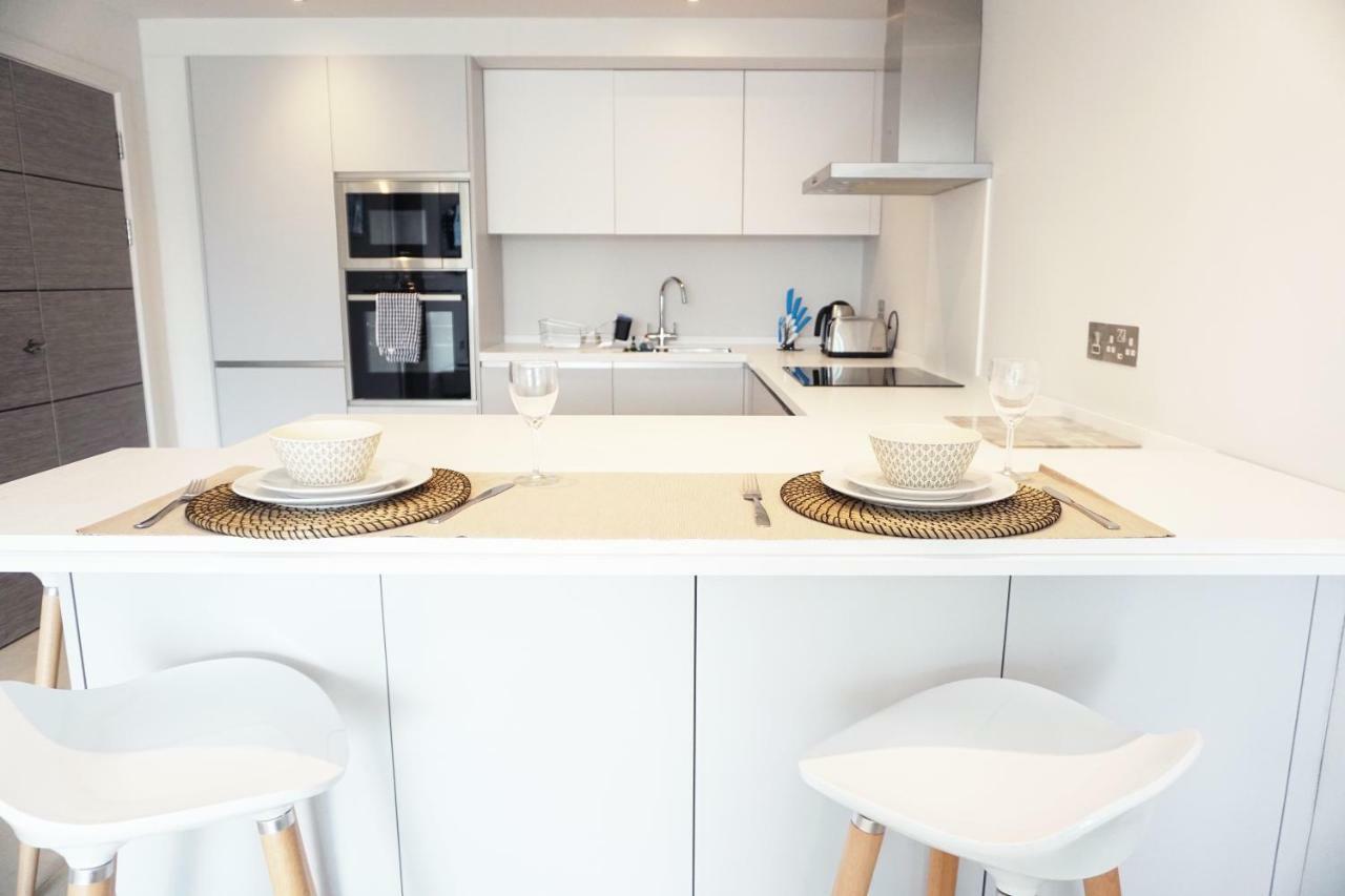 Saltwater Suites At Fistral New Quay Buitenkant foto