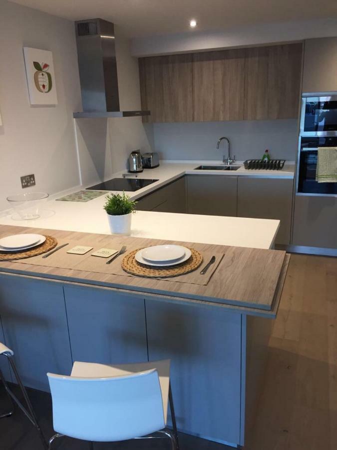 Saltwater Suites At Fistral New Quay Buitenkant foto