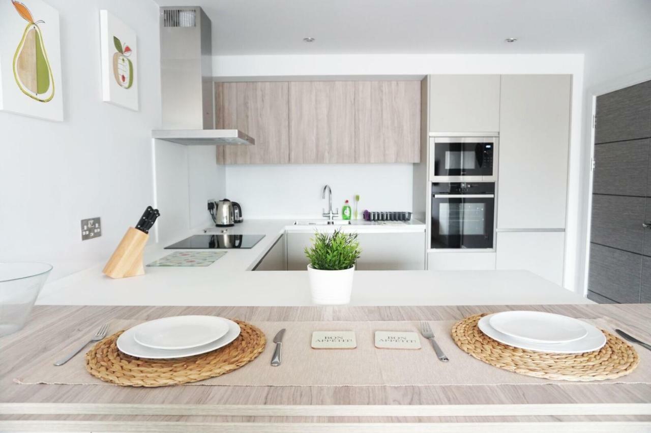 Saltwater Suites At Fistral New Quay Buitenkant foto